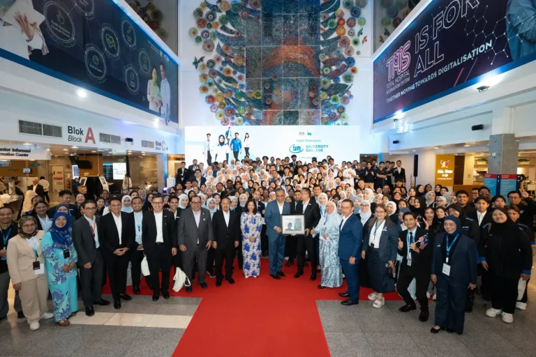 Anwar Unveils IJN University College, Boosting Nation’s Medical Talent Pipeline